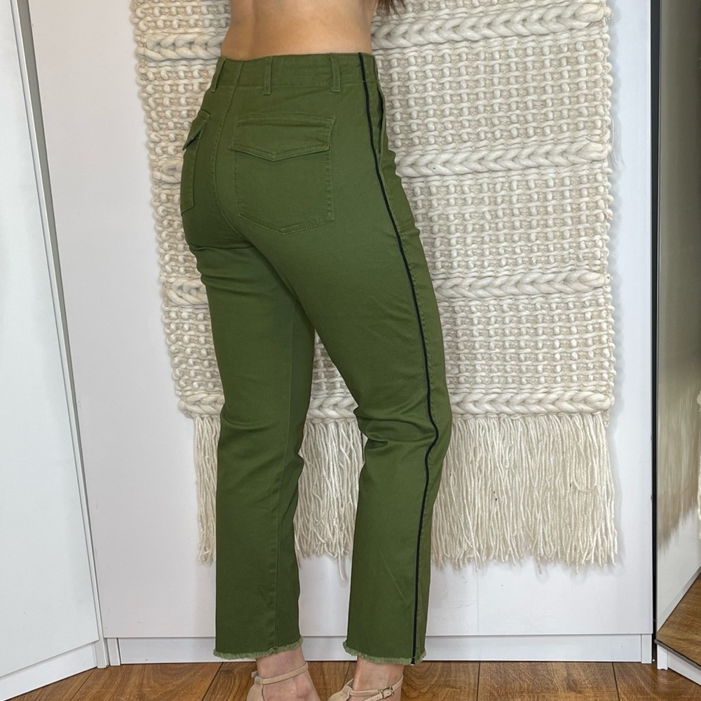 Celebrity Pink Olive Green High Rise Trousers Cropped Raw Hem Size 25 - Picture 2 of 6